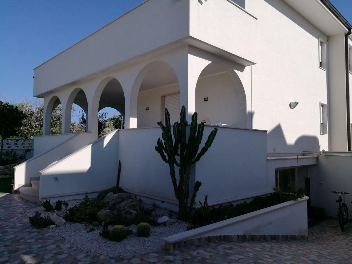 Villa Buenavista Torre Santa Sabina Eksteriør bilde